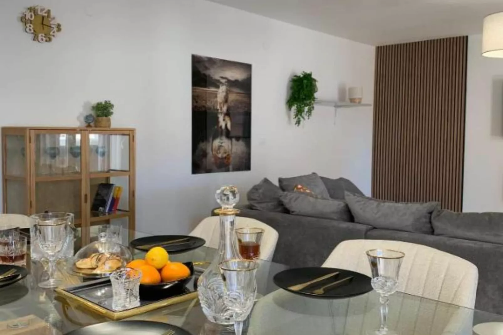 Luxury Apartment Ivo  with Jacuzzi near the beach - Two Bedroom Apartment-Dining room