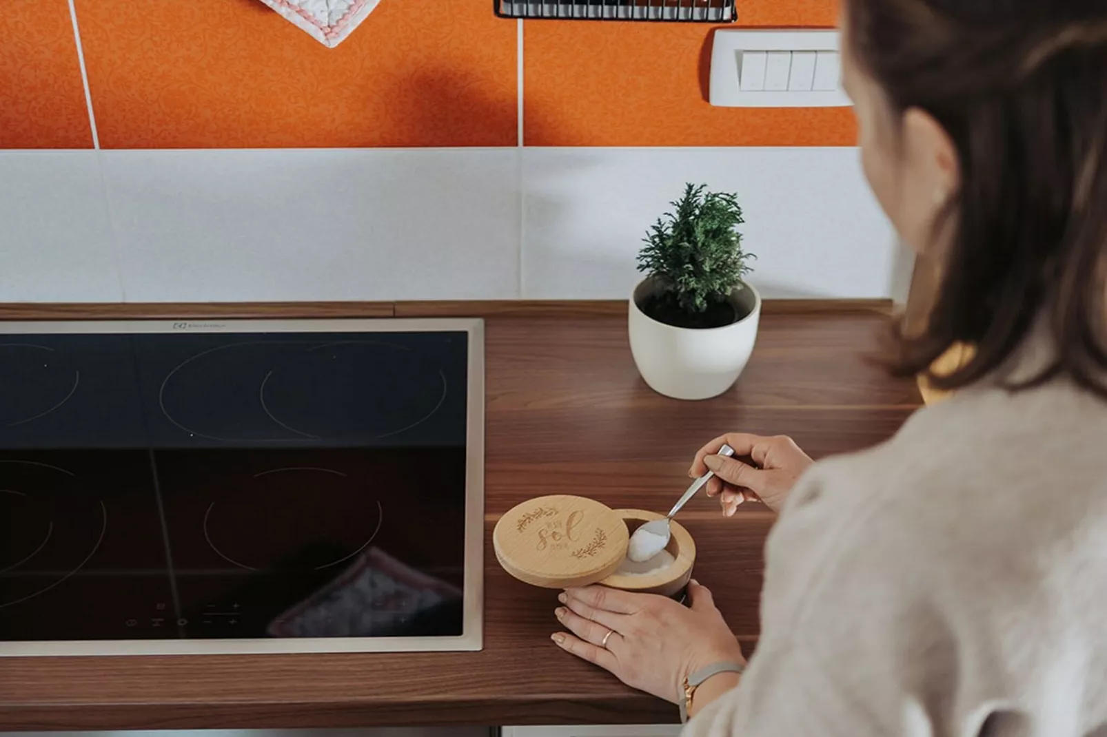 Enchanted Misty Valley Cottage Apartments - Standard One Bedroom Apartment (owner 3)-Küche