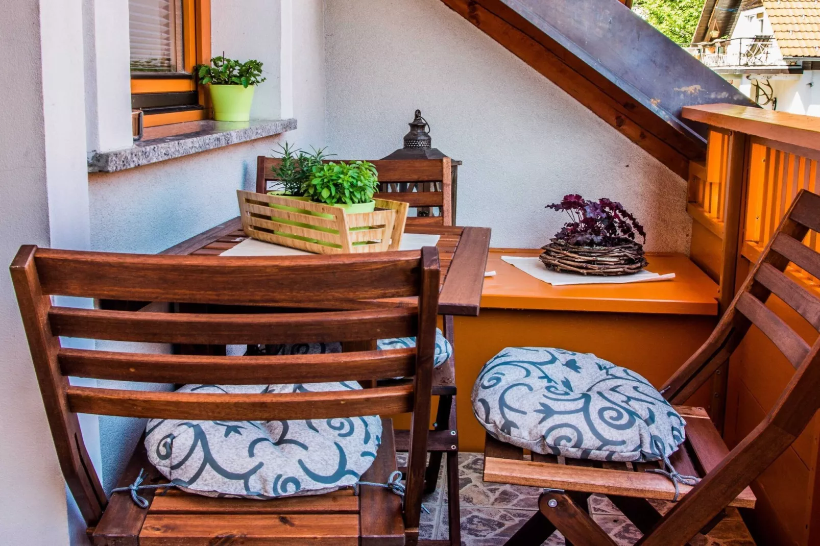 Riverside Pines Luce Apartments with Balcony - Studio Apartment with Balcony-Esszimmer