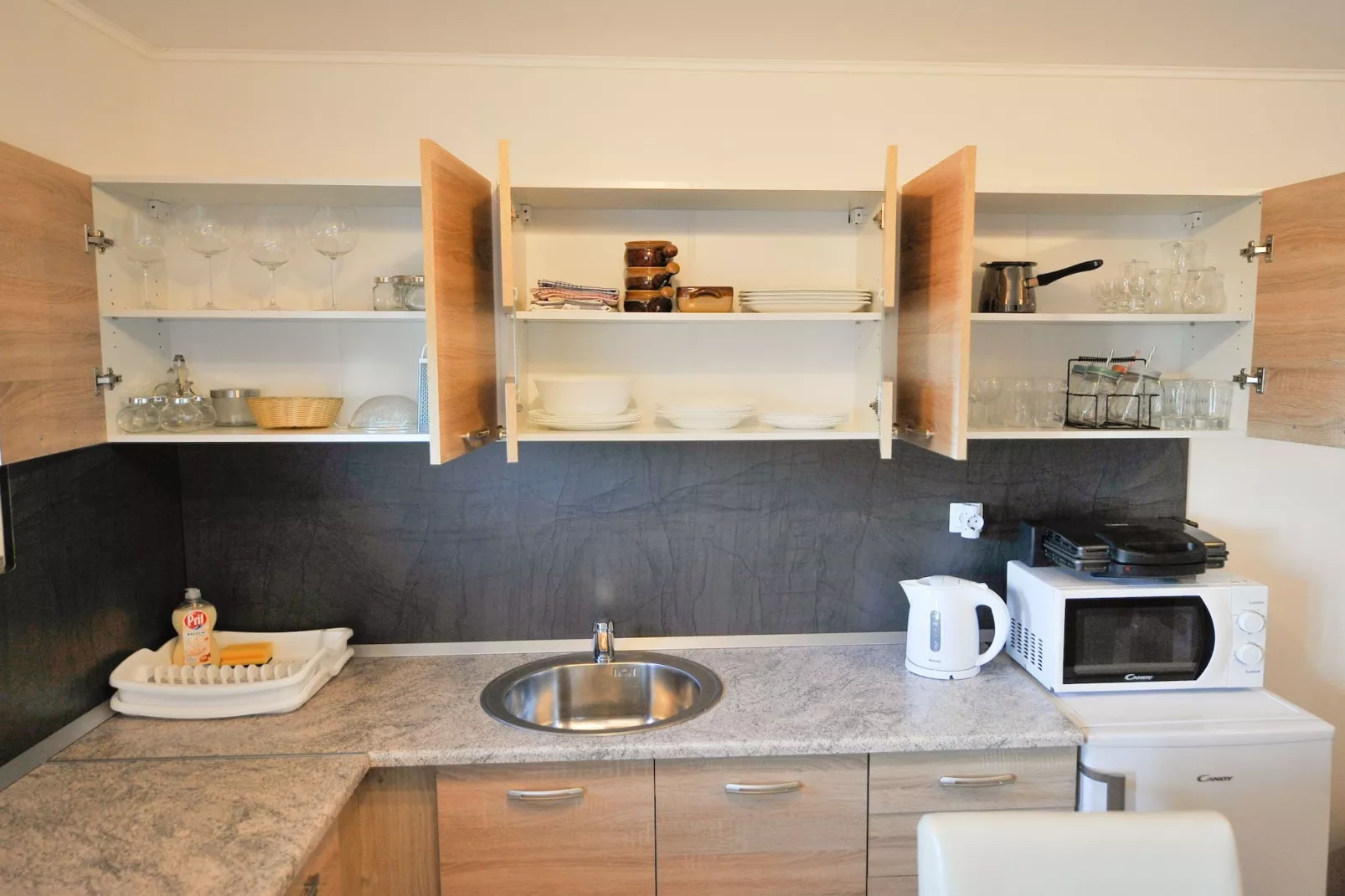 Relax and Rustic Apartments with Terrace - Standard One Bedroom Apartment with Terrace (owner Marjana)-Kitchen