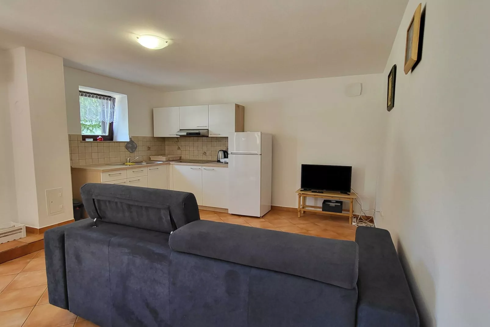 Peaceful Countryside Holiday Home with Terrace - One Bedroom Holiday Home with Terrace-Kitchen