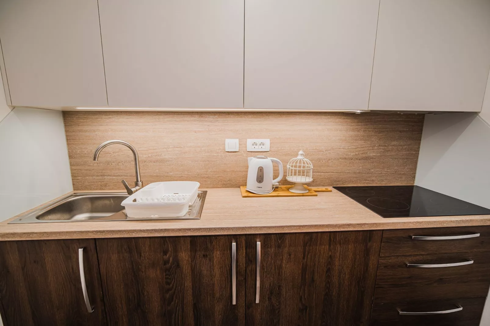 Enchanting Rural Apartment with Terrace - Studio Apartment with Terrace-Kitchen