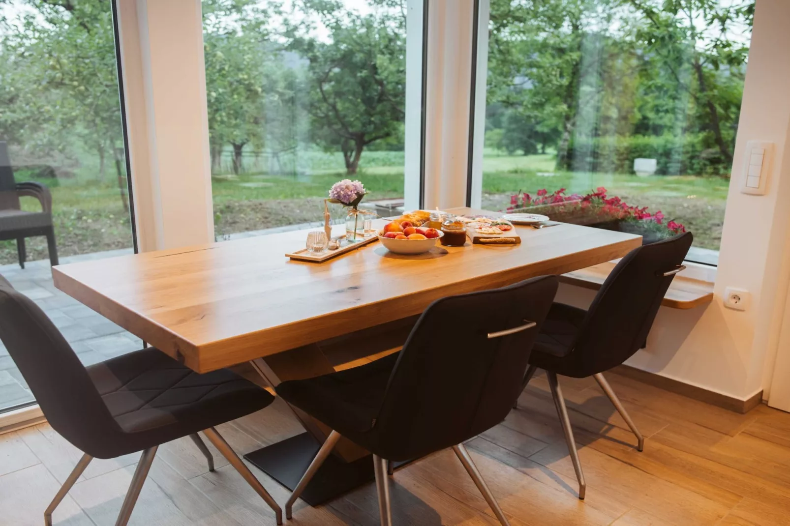 Cozy Holiday Home with Fireplace and Scenic Hills in Bistrica ob Sotli - Two Bedroom Holiday Home-Dining room