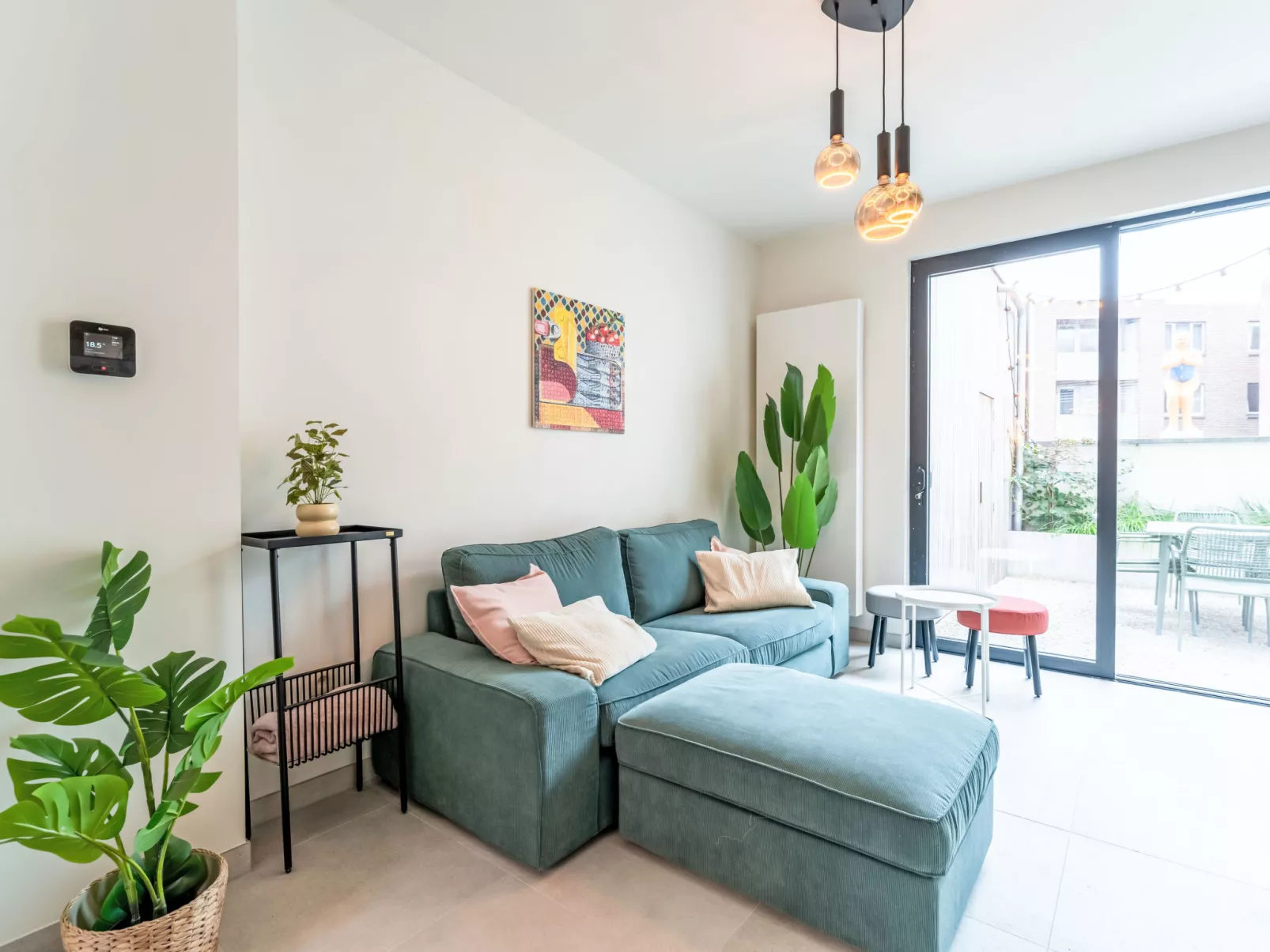 Lili's with terrace-Dedans