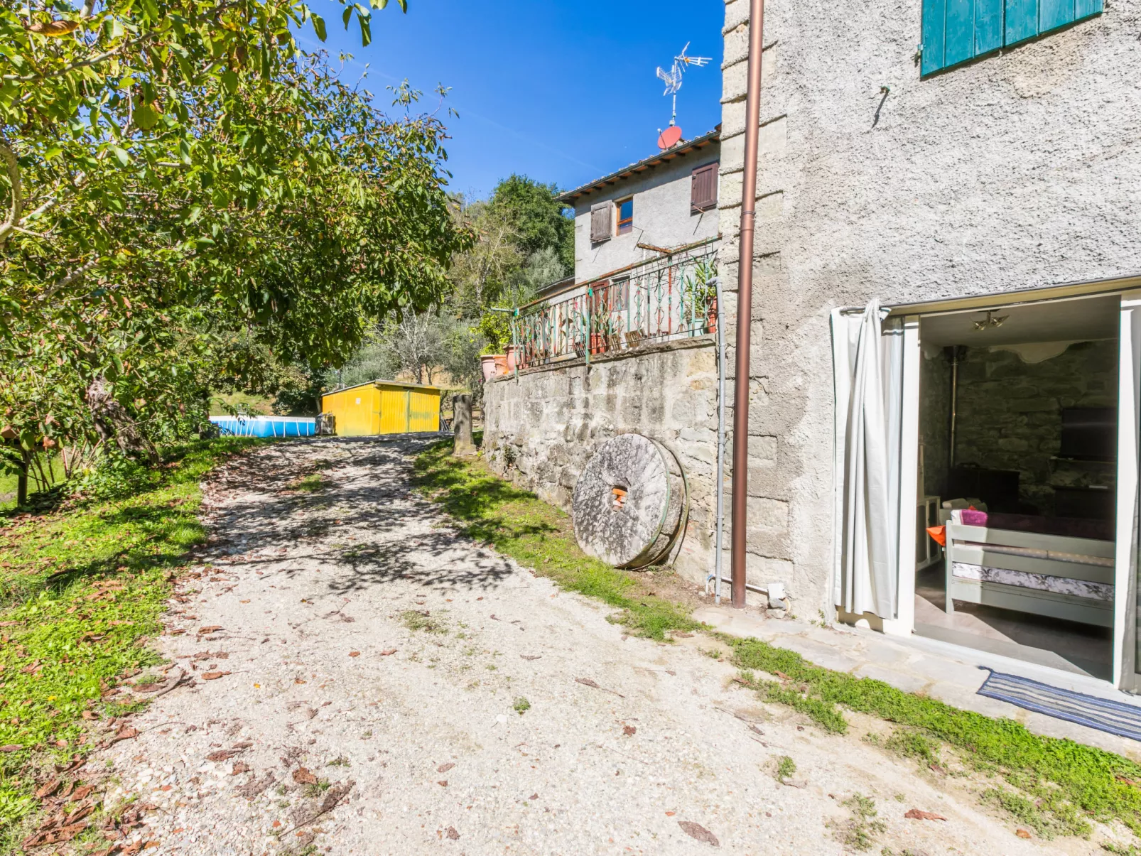 Il Mulinaccio-Draußen