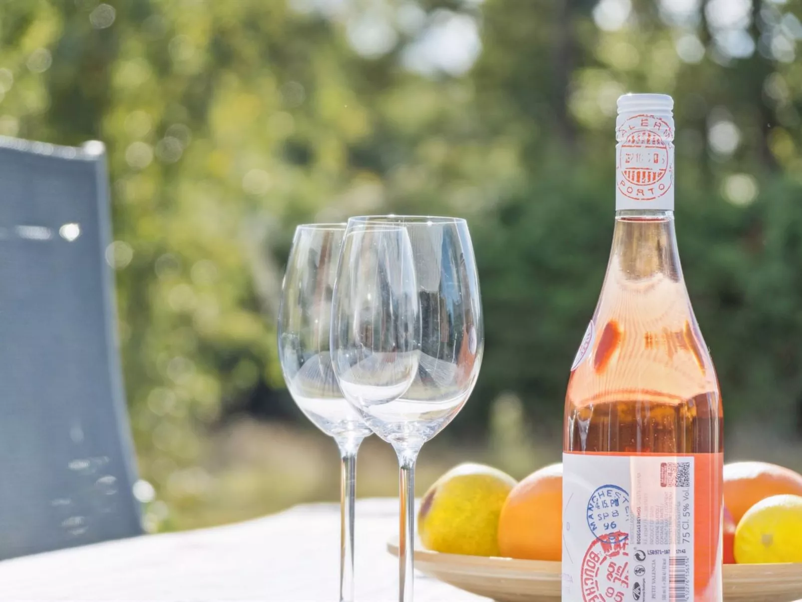 "Alvia" - 1.6km from the sea-Draußen