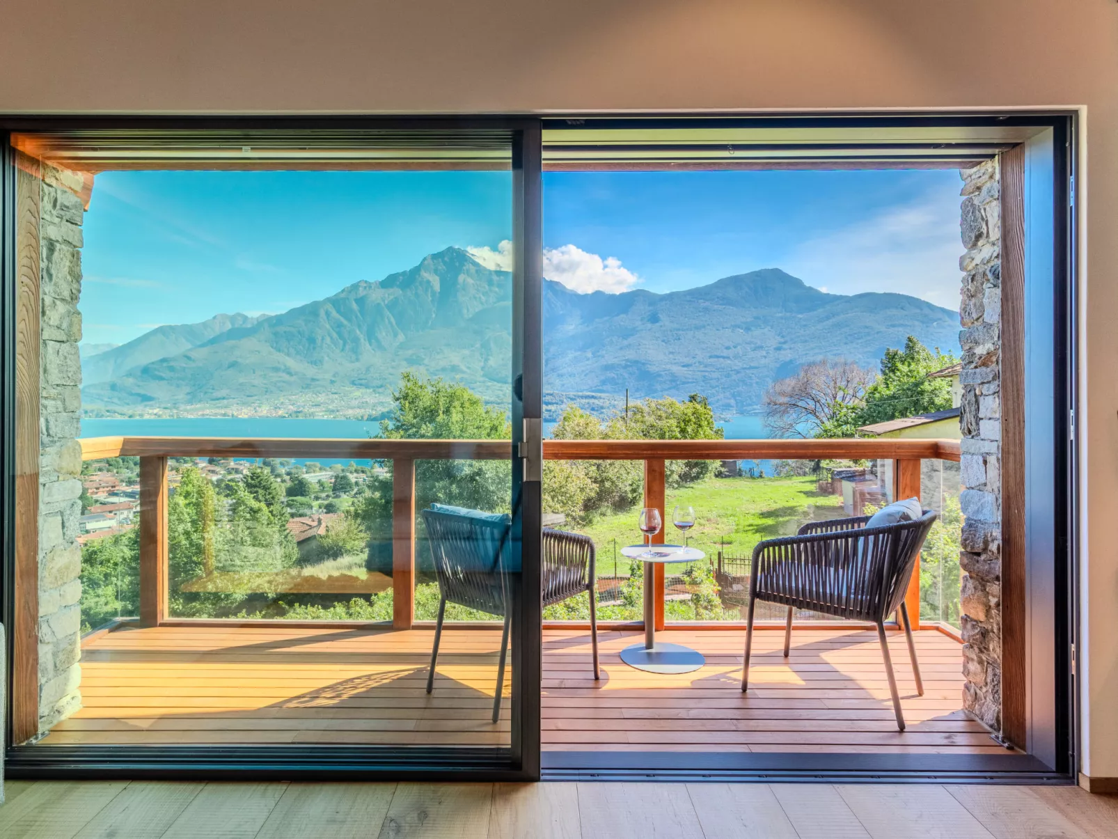 Woodhouse Domaso-Dehors