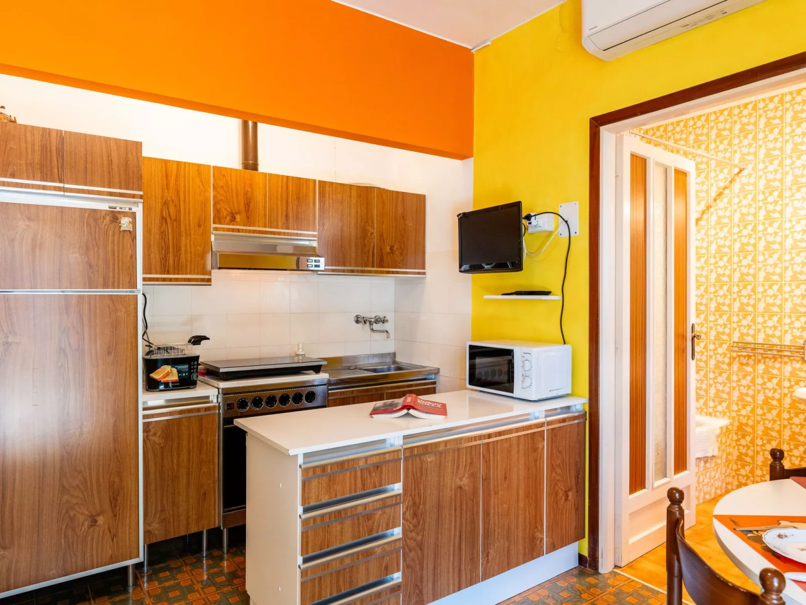 In the Garden-Drinnen