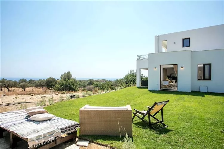 EMARMENE AGROTOURISTIC-Garten Sommer