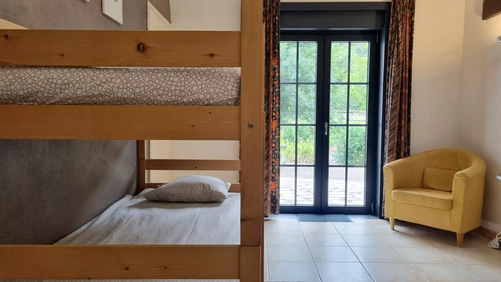 Le Castelas-Schlafzimmer