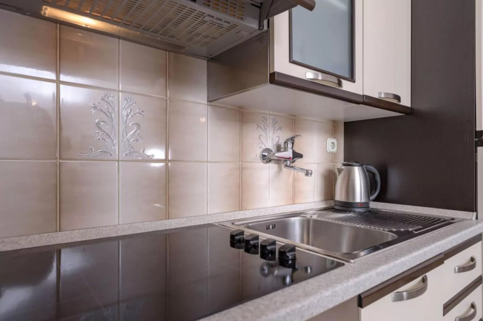 One Bedroom Apartment with Terrace 5-Küche