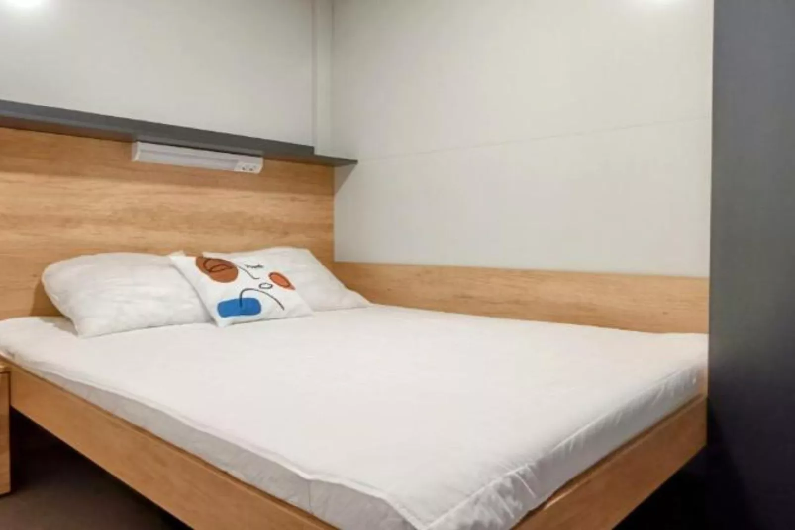 SAK Mobile Homes - Two Bedroom Mobile Home with Terrace (Br1)-Schlafzimmer