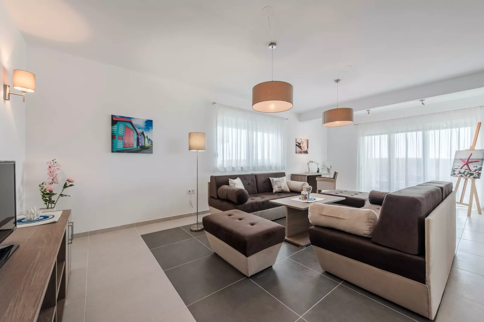 Luxury Escape with Swimming Pool & Modern Design - Four Bedroom Villa with Private Pool ( Villa 1)-Salon