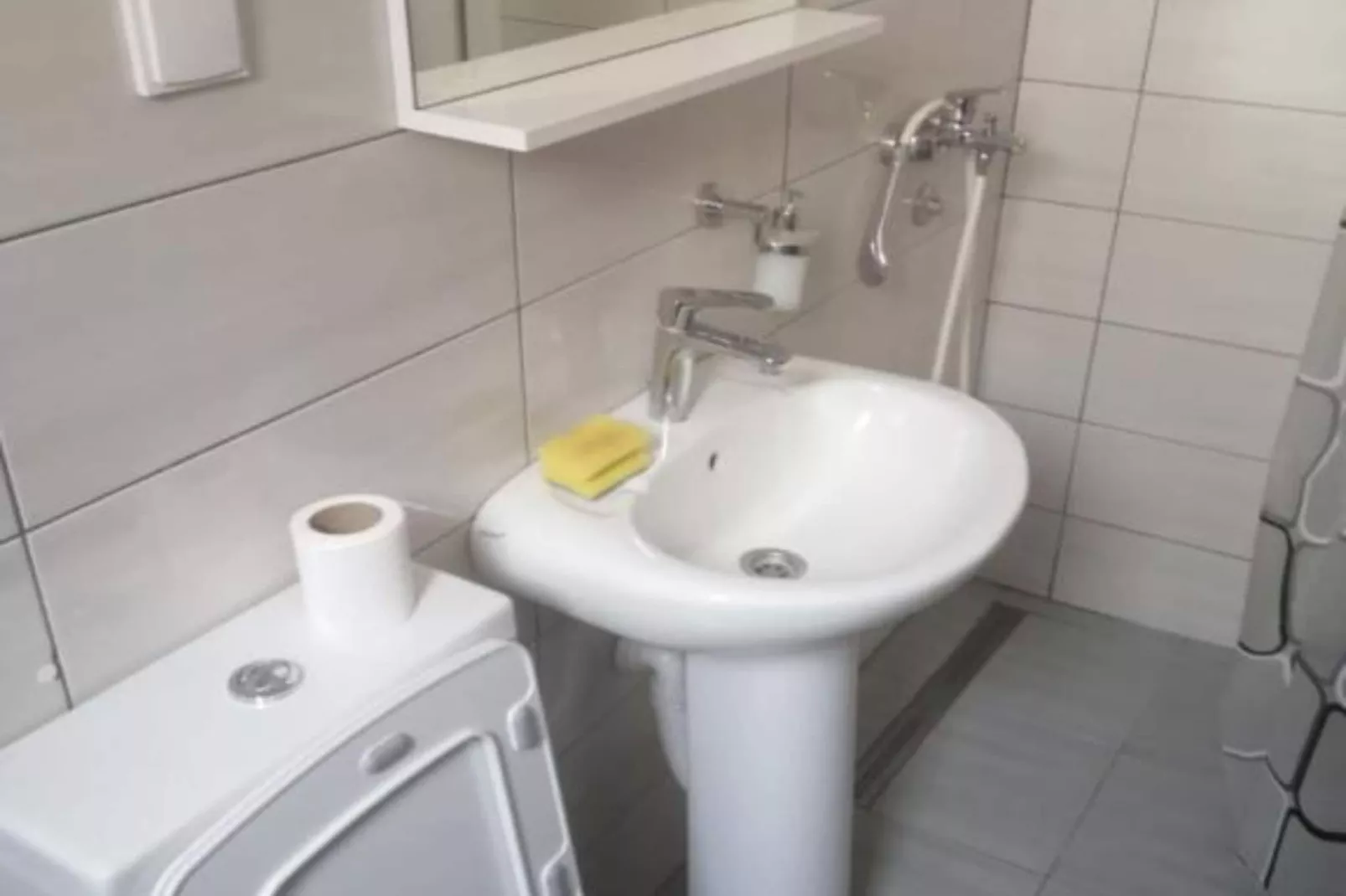 Seaside Serenity – Fresh & Modern Apartments in Igalo - Standard One Bedroom Apartment 6-Badezimmer