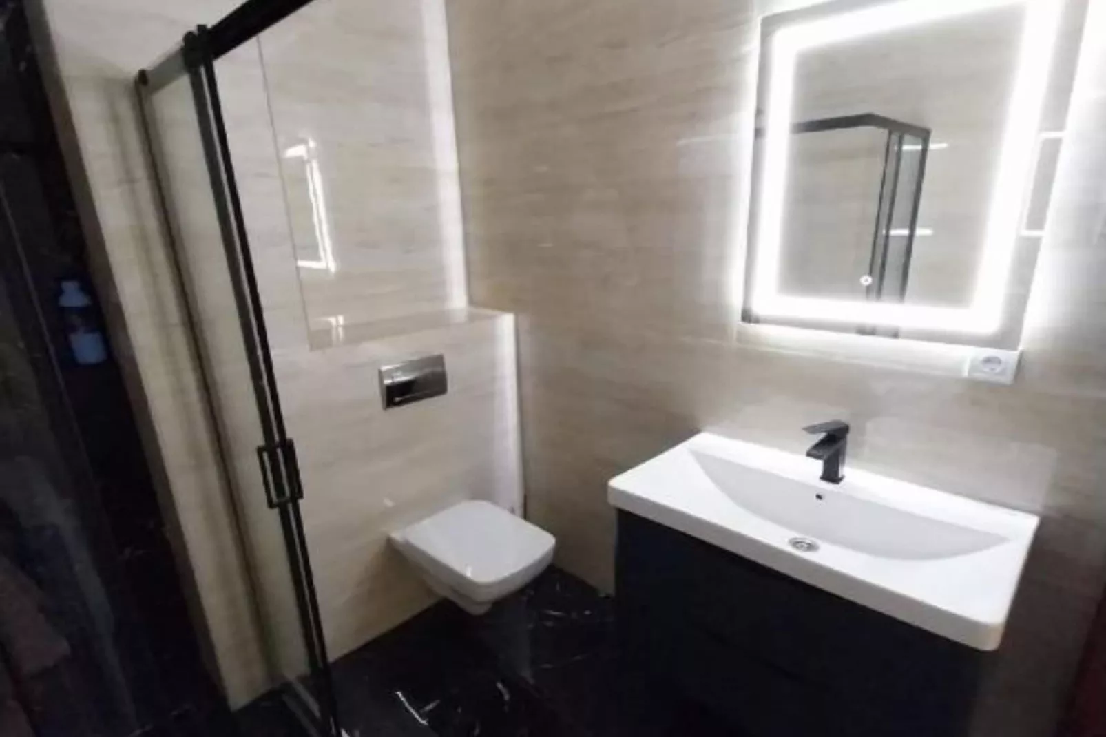 Stunning Beachfront Stay in Herceg Novi - One Bedroom Apartment N-Bathroom