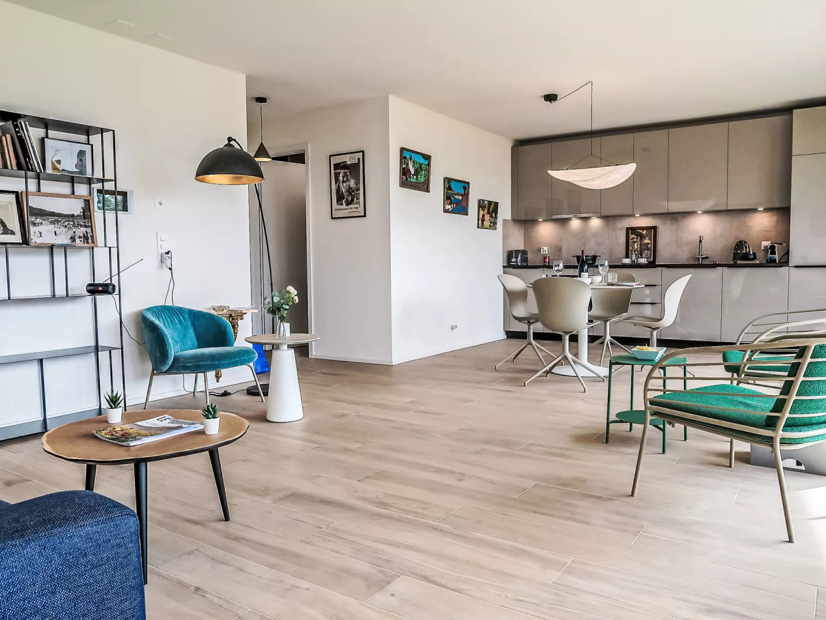 Les Oréades C-Dedans