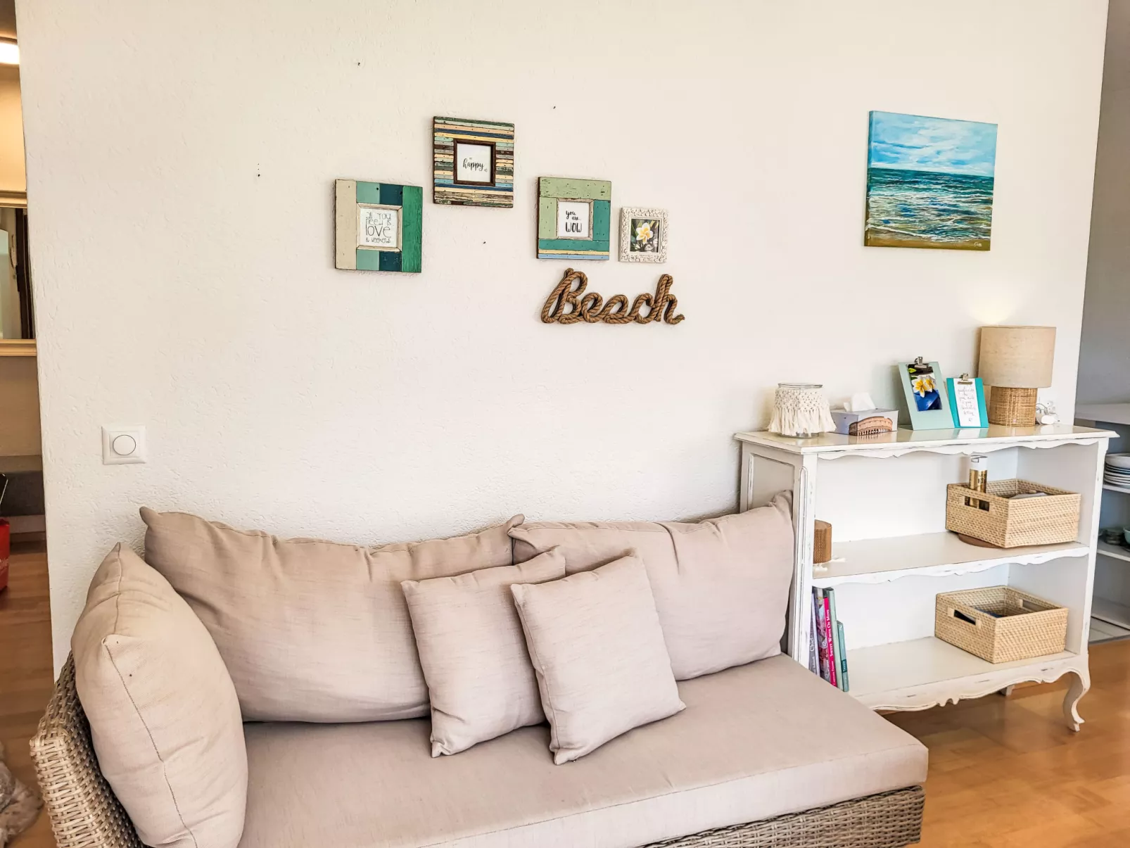 Apt.Green View-Inside