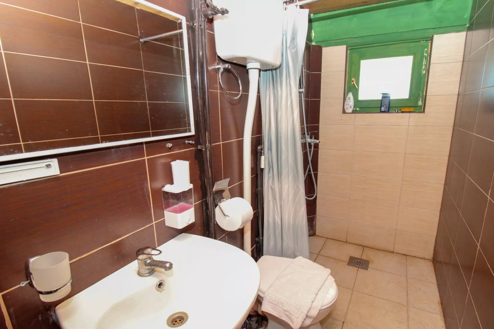 Ethno Village Dolina Mira - One Bedroom Holiday Home (Mala Koliba)-Bathroom