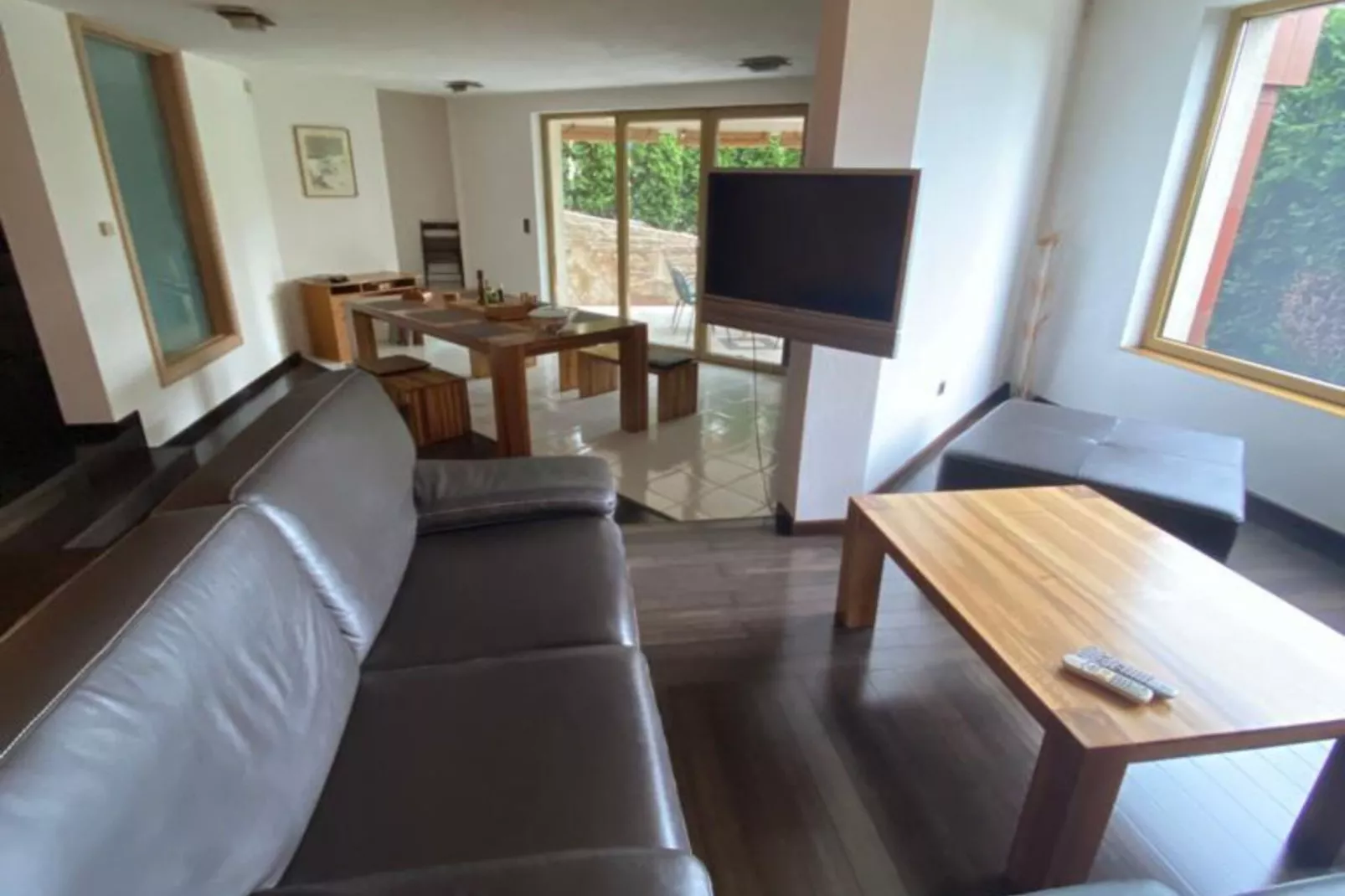 Villa Sarajevo Hills - Five Bedroom Villa with Terrace and Garden-Wohnzimmer