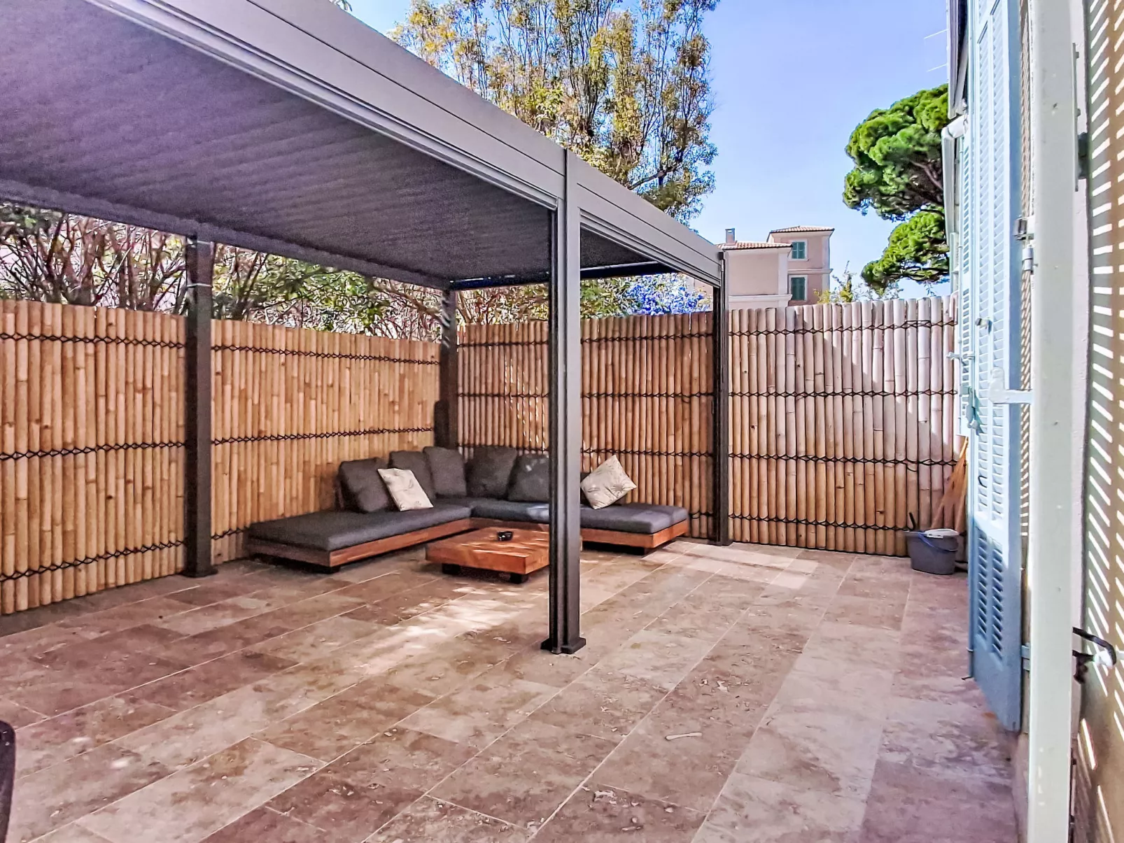 Villa Mireille-Inside