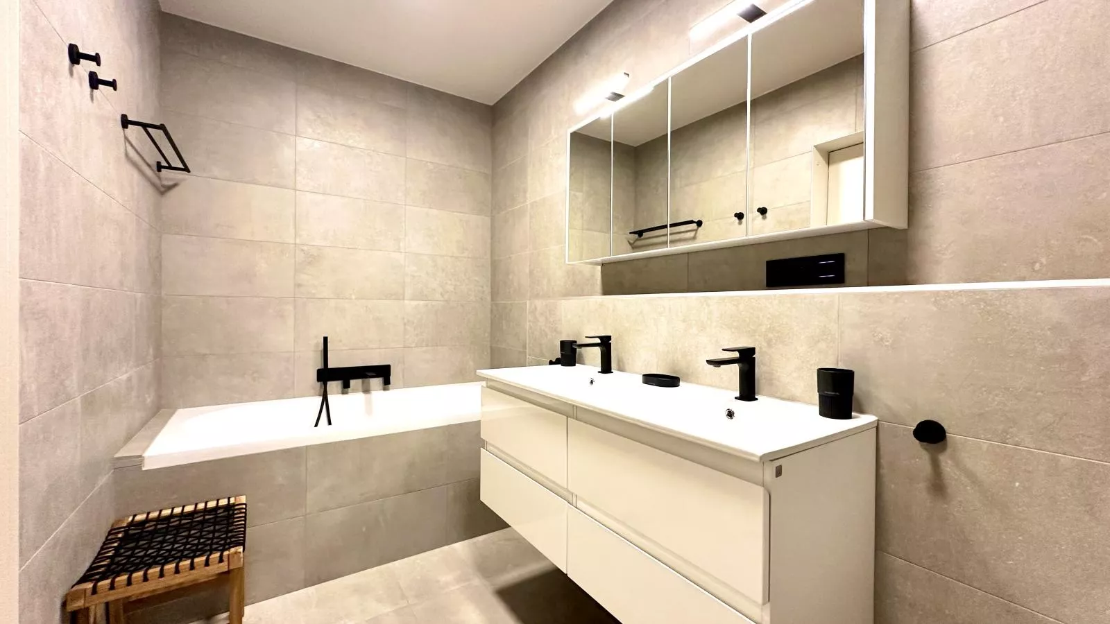 Durbuy Bato-Bathroom