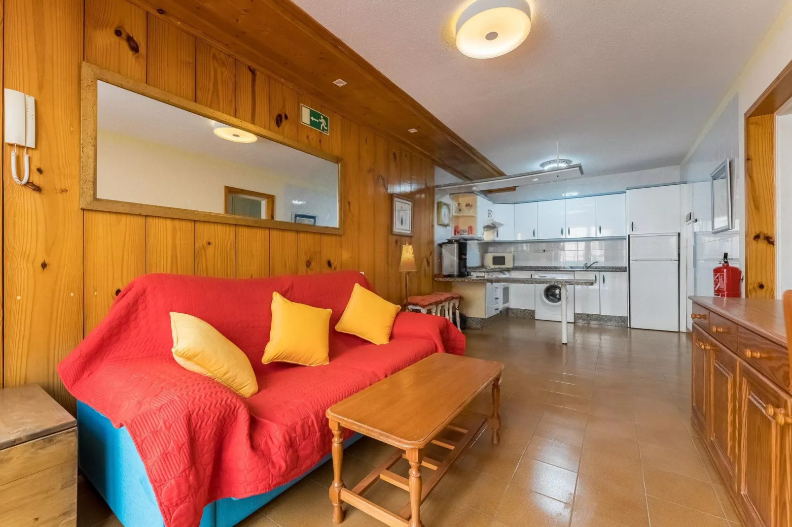 Delfin 101A Jardin Privado-Wohnzimmer