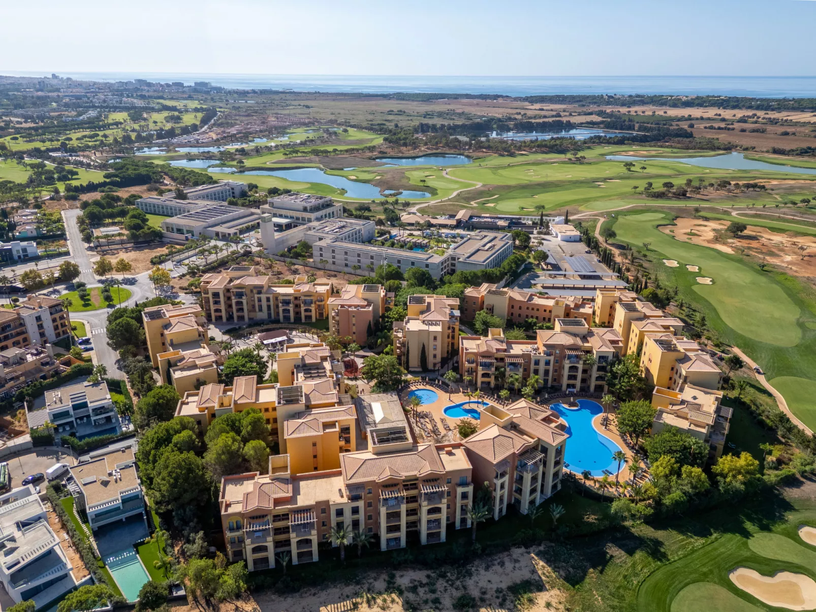 The Residence at Victoria-Outside