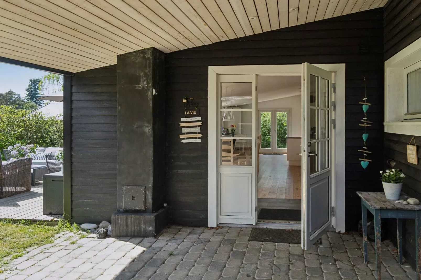 5 star holiday home in Dronningmølle-Outdoor