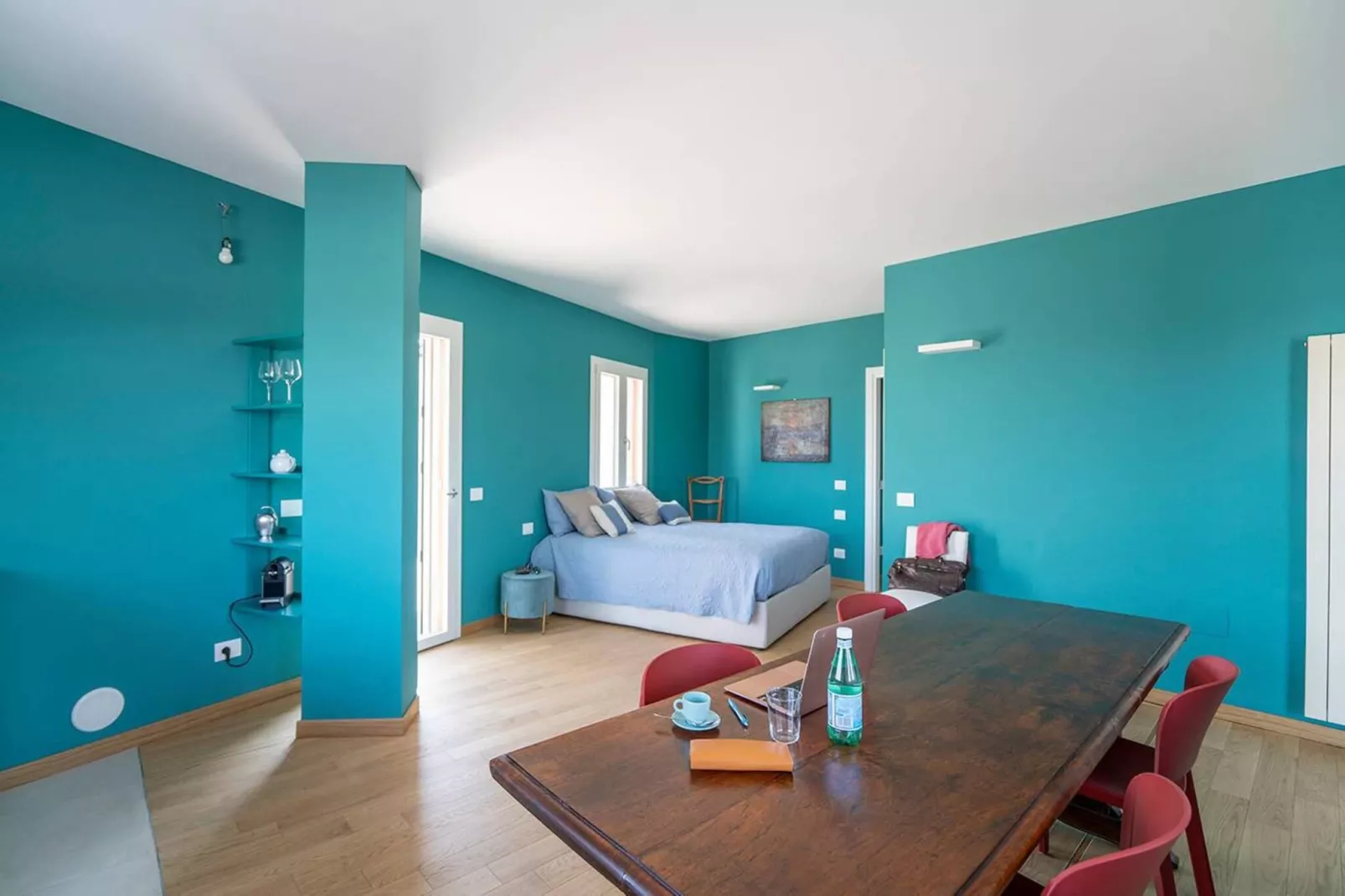 MI AMEDEO D'AOSTA-Esszimmer