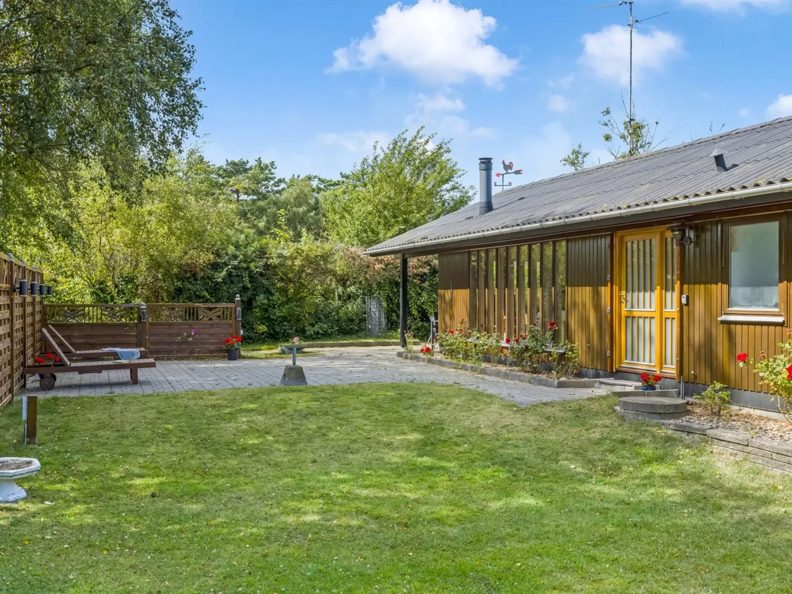 "Naema" - 500m from the sea-Outside