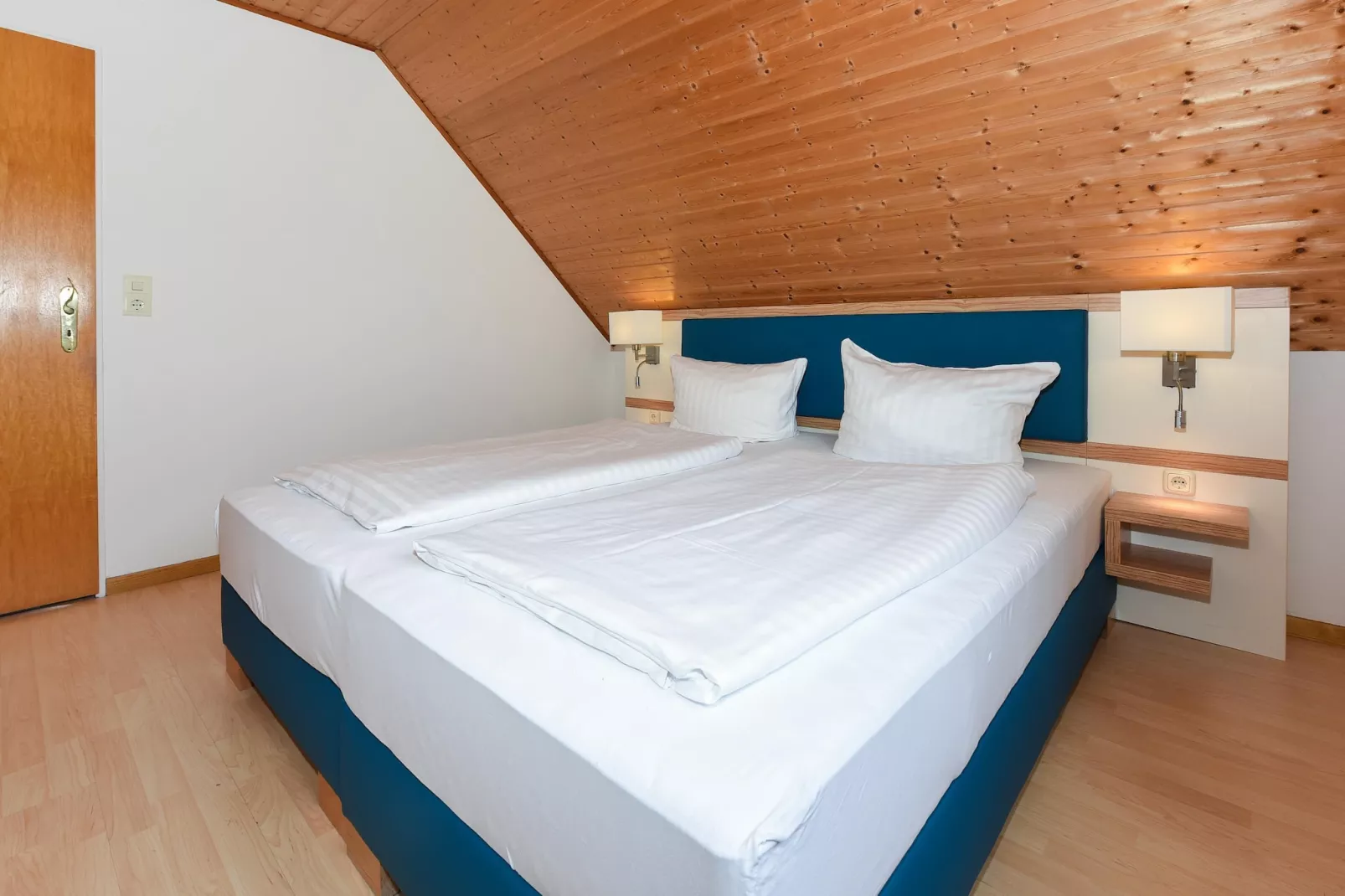 Deichblick Haus Hafeneck-Bedroom