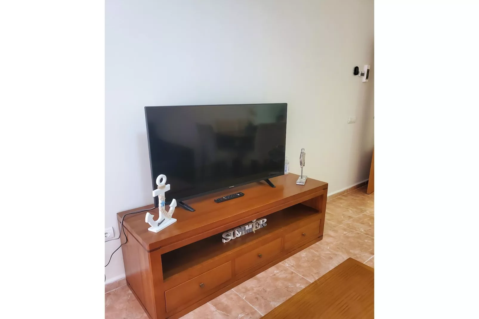 CT 342 AL - Faro's Paraiso de Vera Apartment-Living room