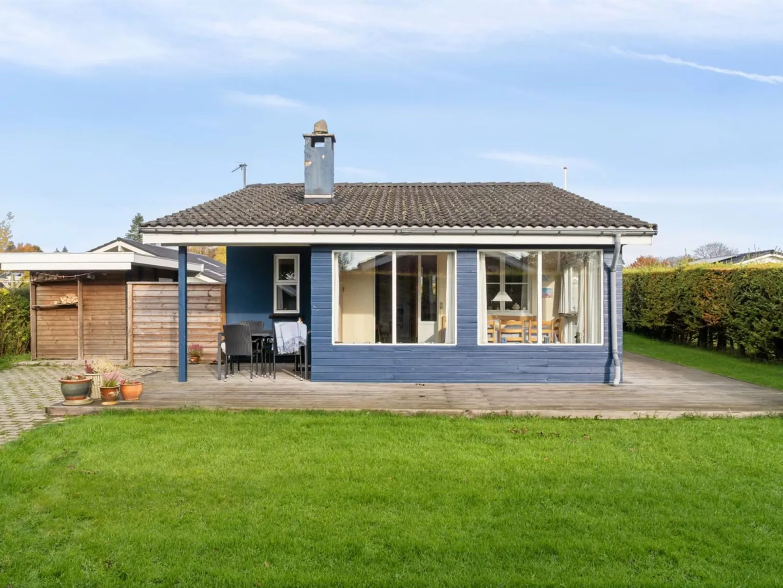 "Elle" - 175m from the sea-Draußen