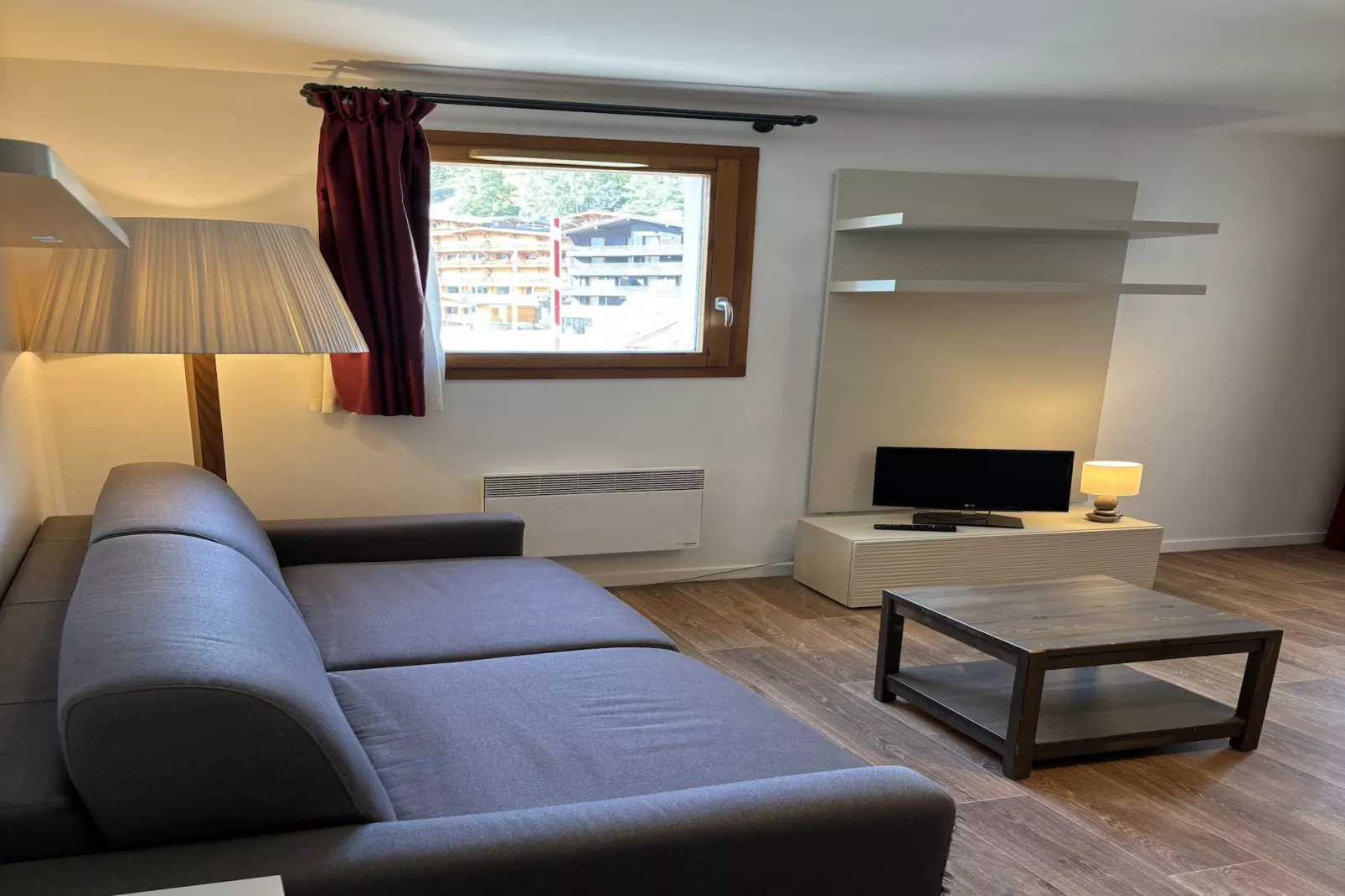 Coeur des Ours A N°02 - 3P6-Living room