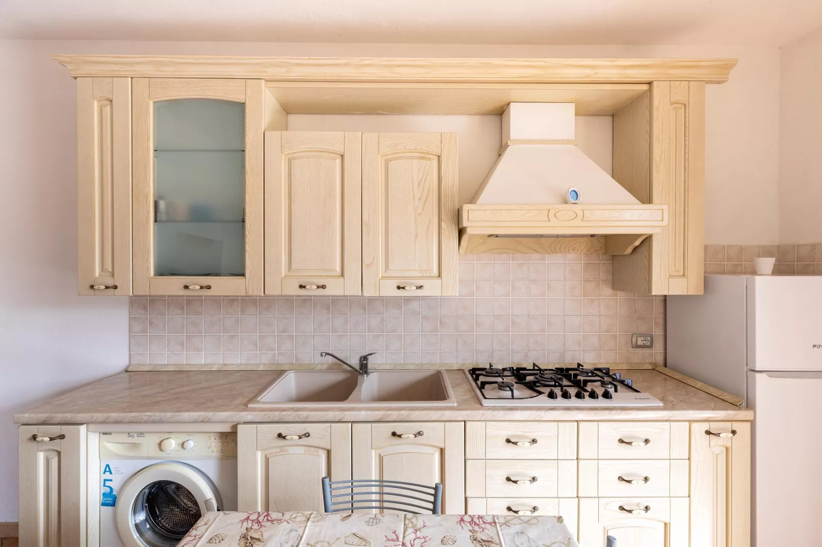 TRILO 2 MAGNOLIA-Küche