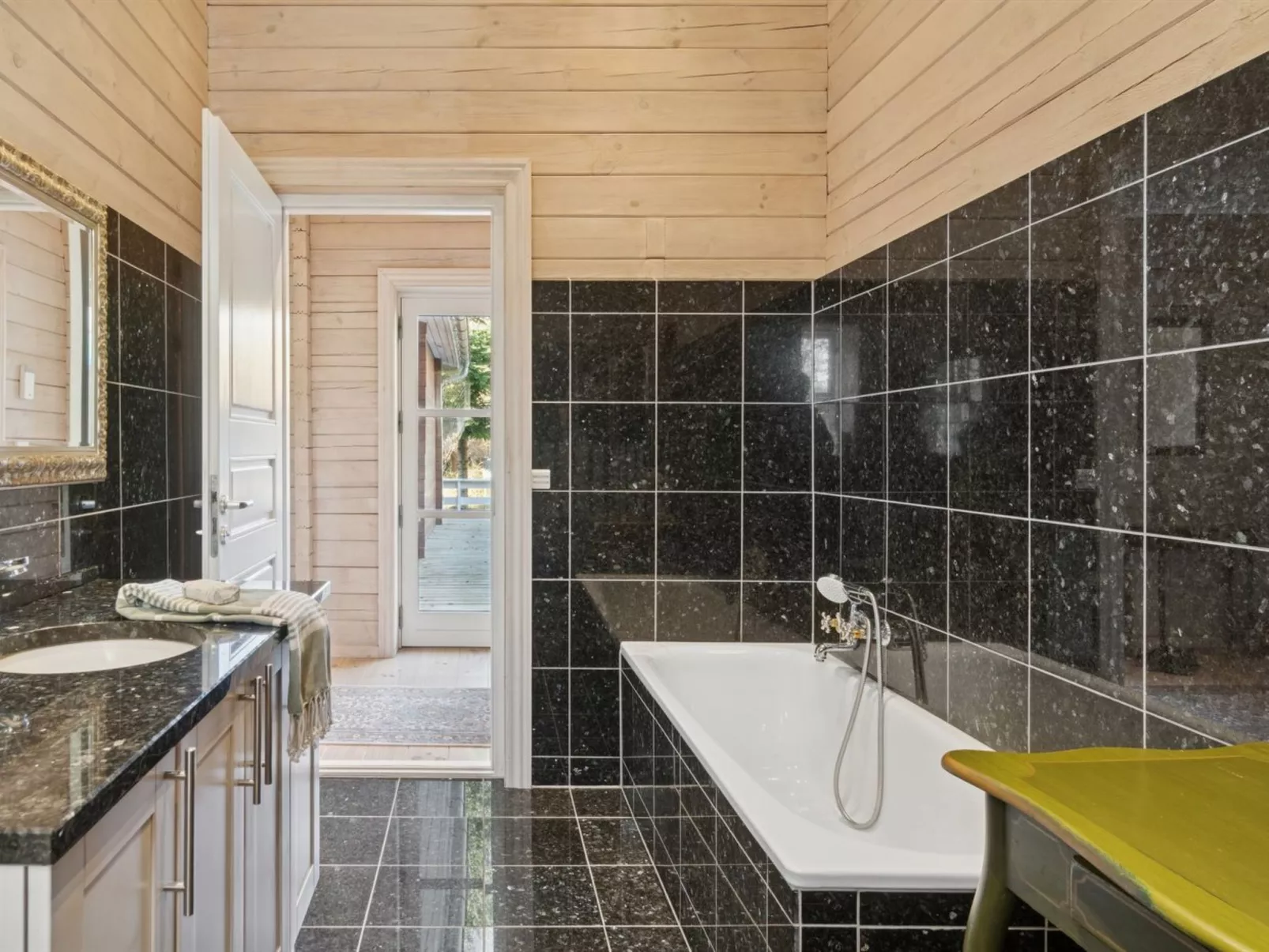 "Fatiha" - 800m from the sea