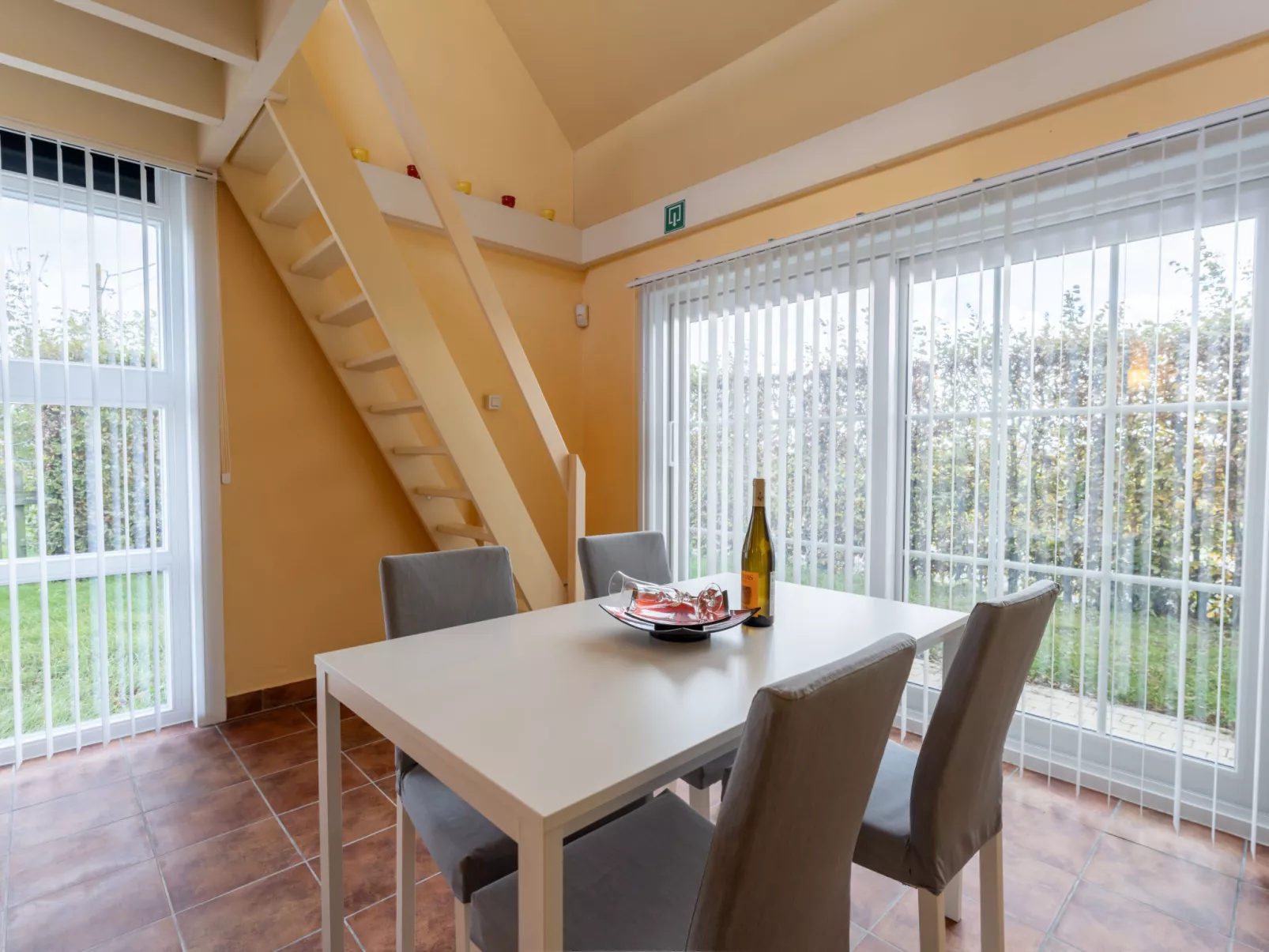 Polderzicht with parking-Dedans