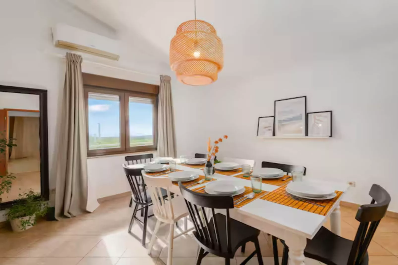 Villa Mima Pool Retreat - Five Bedroom Villa With Pool-Dining room