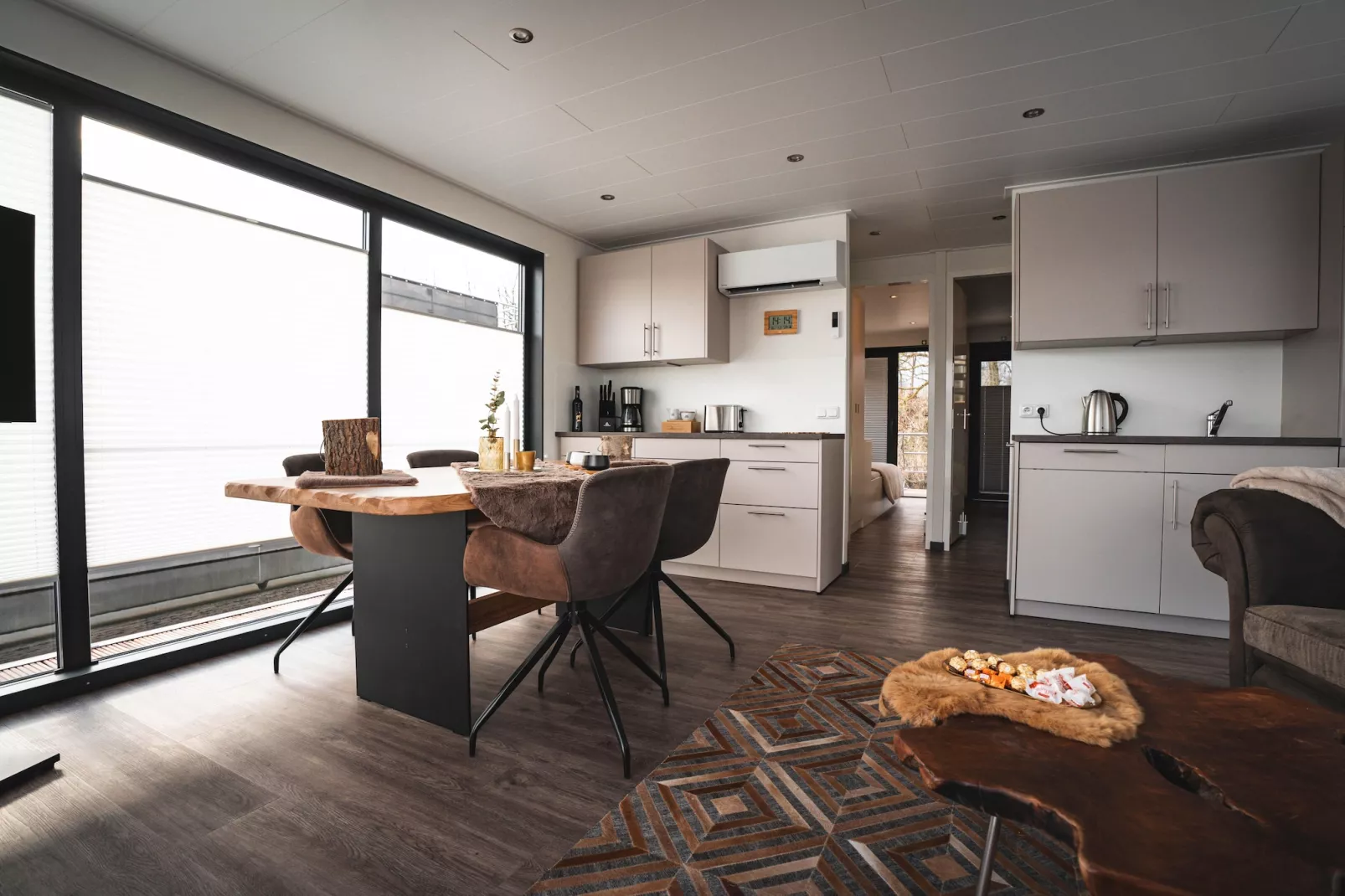 Hausboot in Höxter-Wohnzimmer