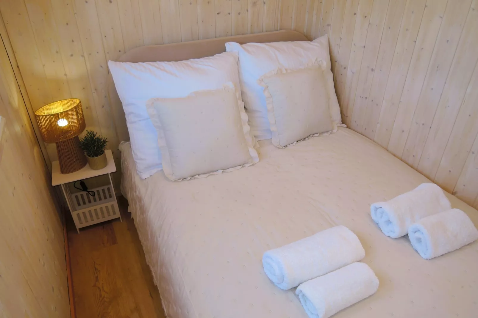 Turkusowa osada Wapnica