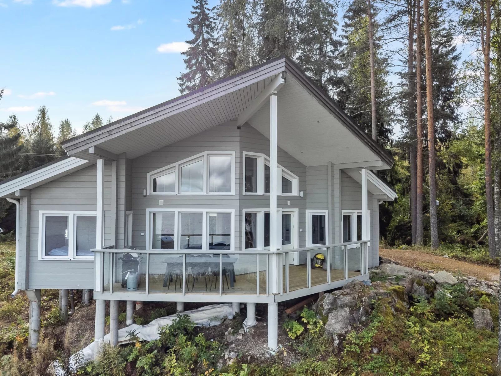 Villa lokinkärki-Dedans