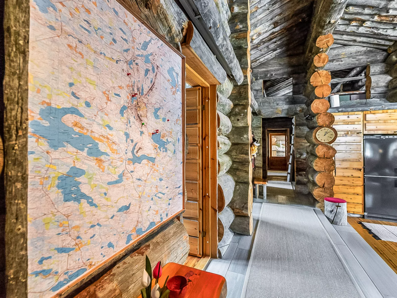 Rukan kelohuvila-Dedans