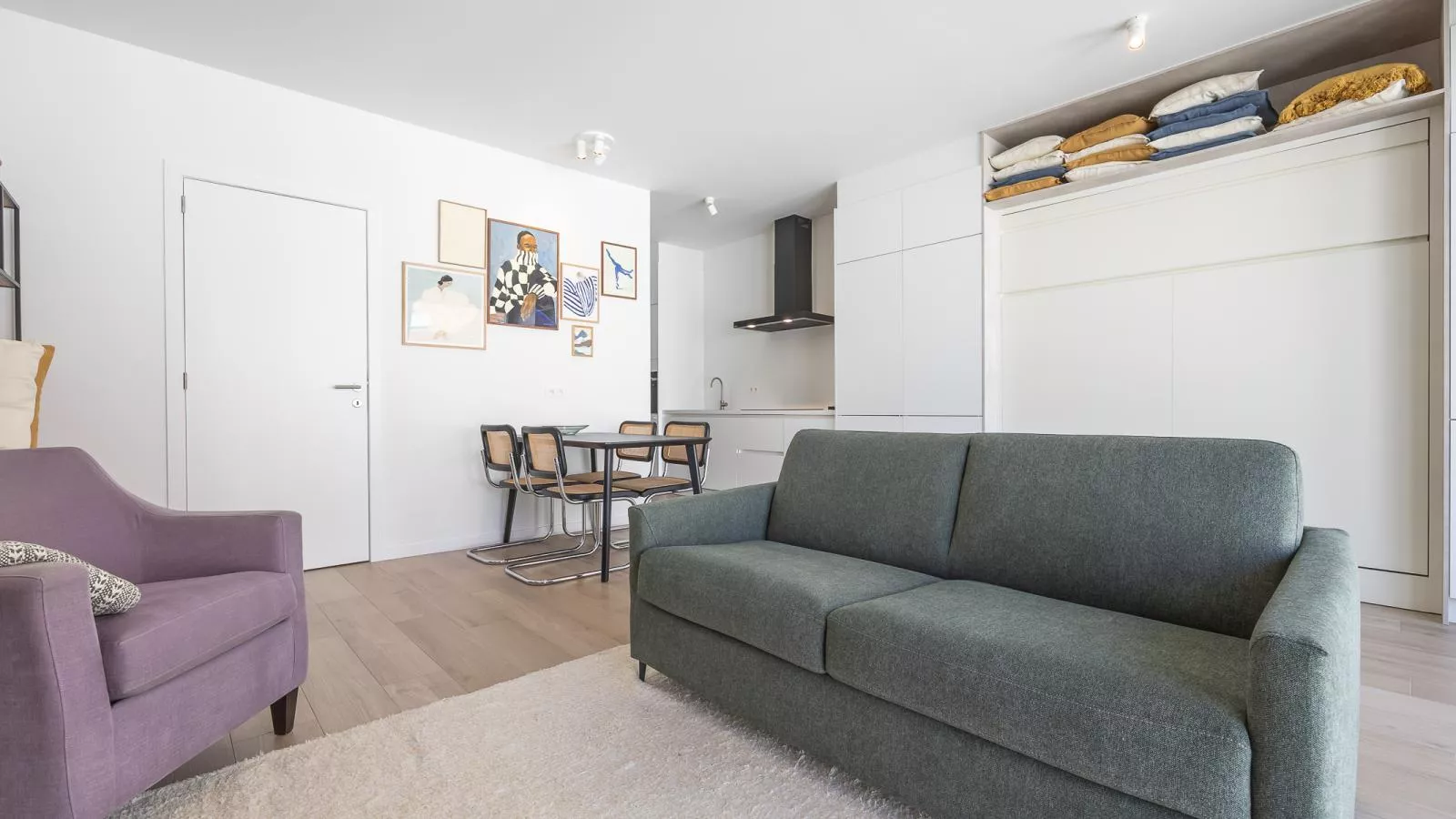 Omnia 9 - 0203-Indoor