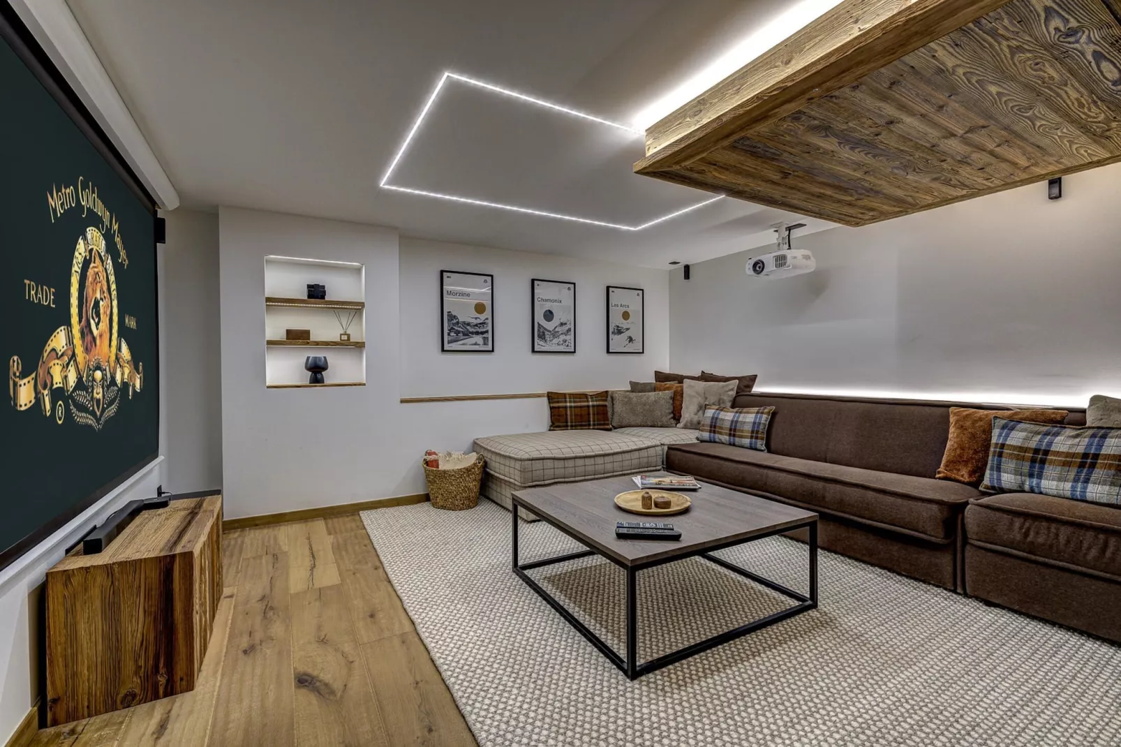 Green Forest-Living room