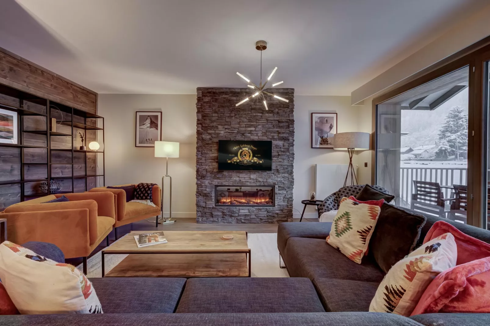 White Pearl A31-Living room