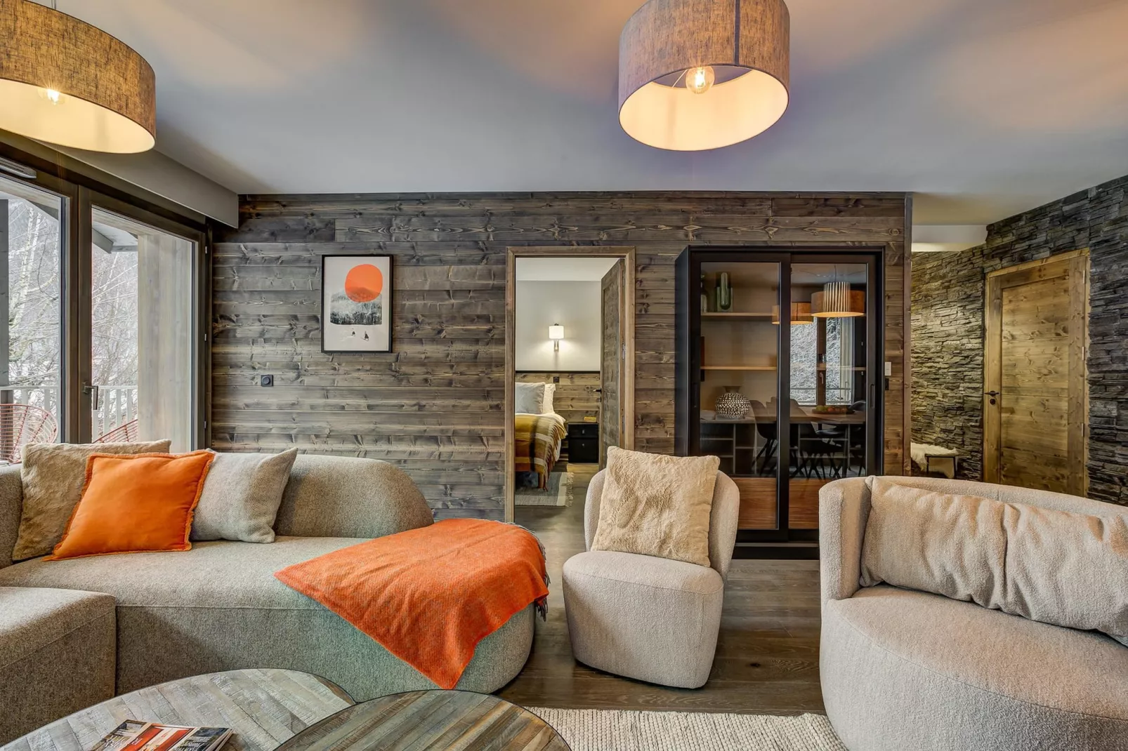 White Pearl A32-Living room