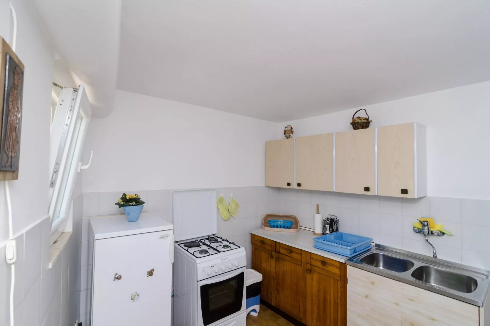 Apartment Olga - Studio Apartment with Terrace-Kitchen