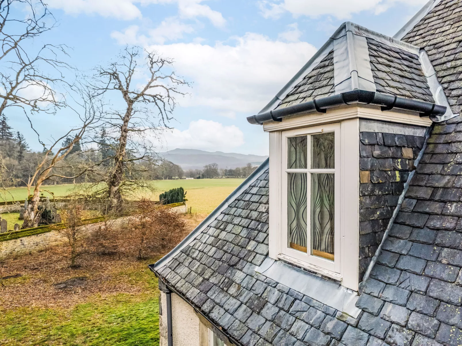 Corrimony View-Dehors