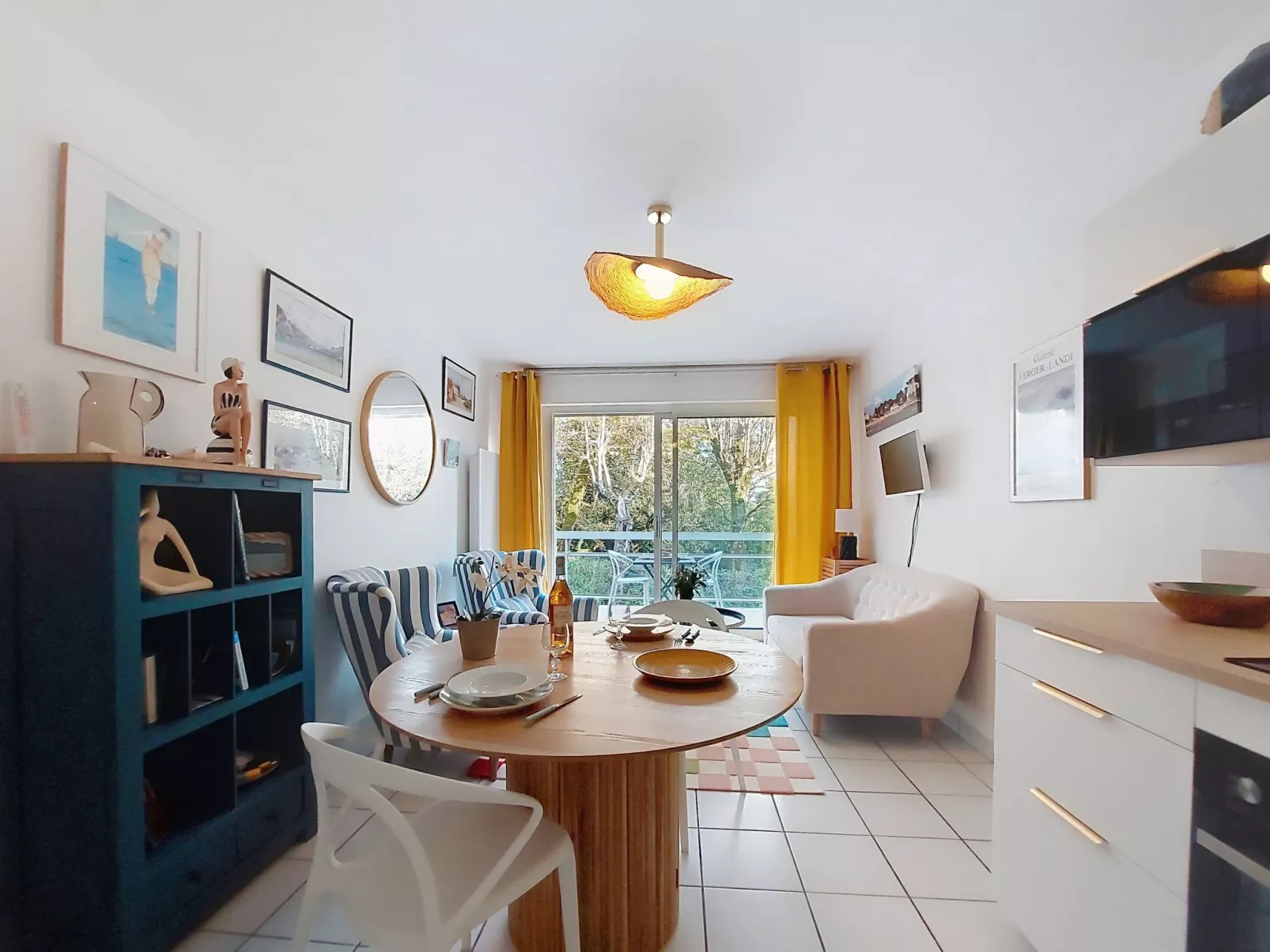 Les Hauts de Nauzan-Inside