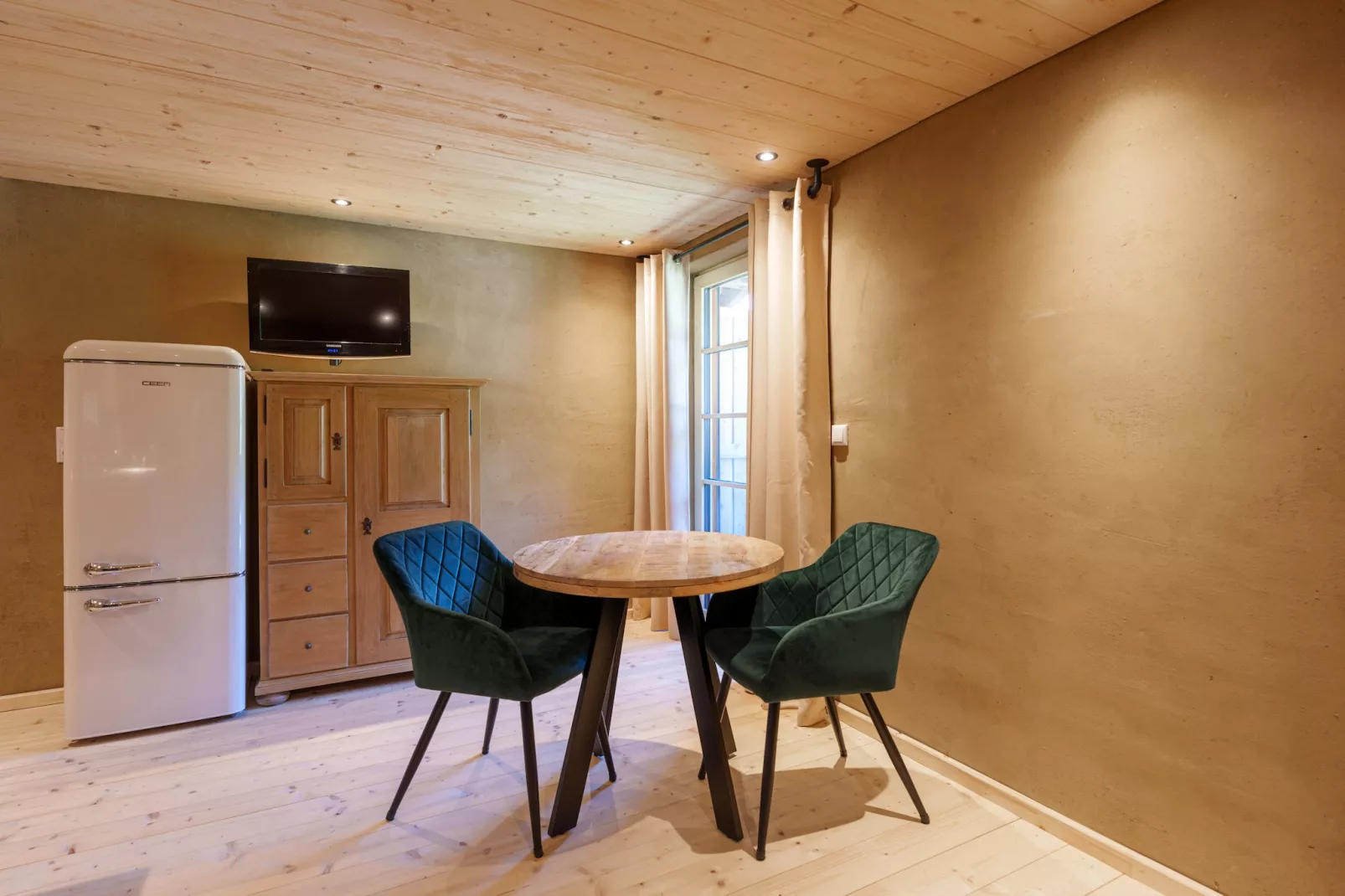 Klimbim Rosina-Dining room